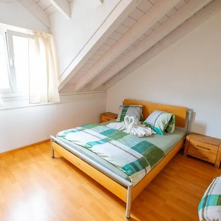 Blumenstrasse 22 アパート